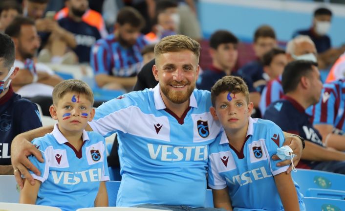 UEFA Konferans Lig: Trabzonspor: 1 - Molde FK: 1 (İlk yarı)