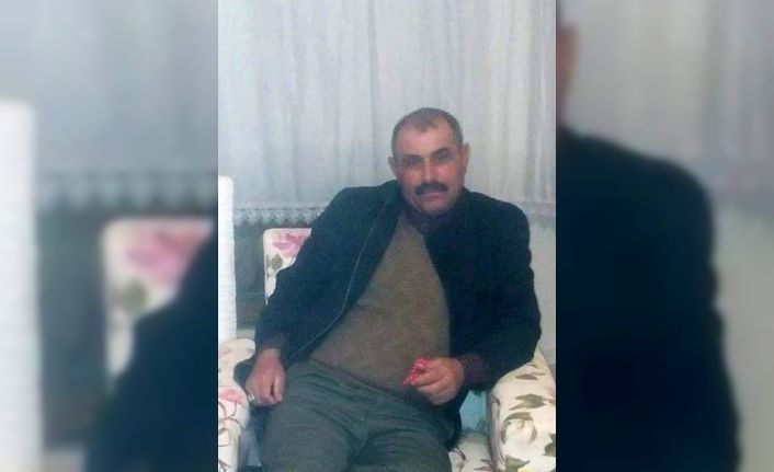 Üzerine yıldırım düşen çiftçi hayatını kaybetti