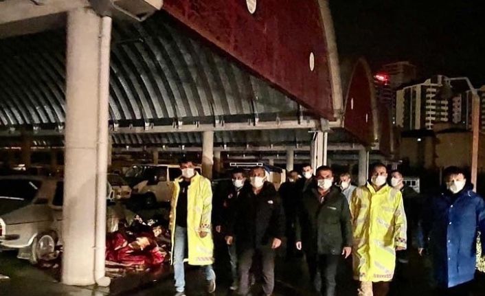 Vali Sonel: "781 tarım işçisi güvenli bir alana nakledildi"