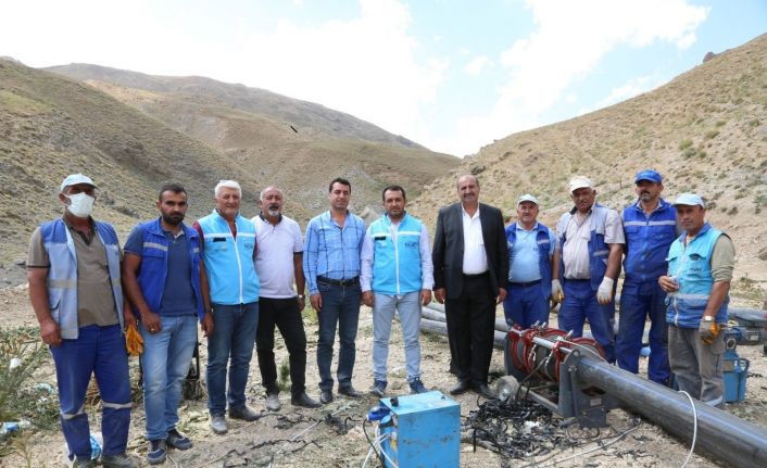 VASKİ Genel Müdürü Kaplan ve mahalle muhtarları İspiriz Dağı’nda devam eden çalışmaları inceledi