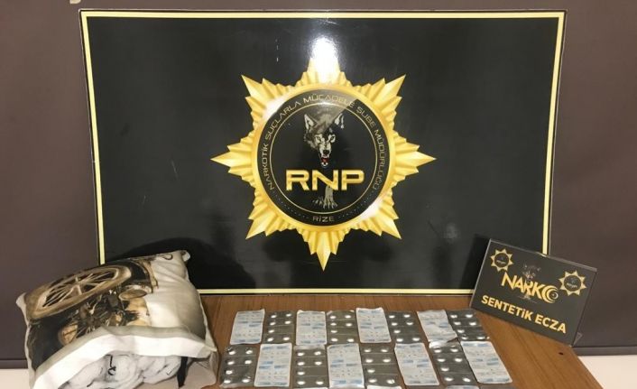 Yastığa sakladığı uyuşturucu polisten kaçmadı