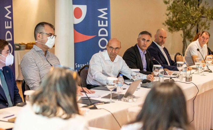 11 CHP’li büyükşehir belediyesi ortak orman politikası için buluştu
