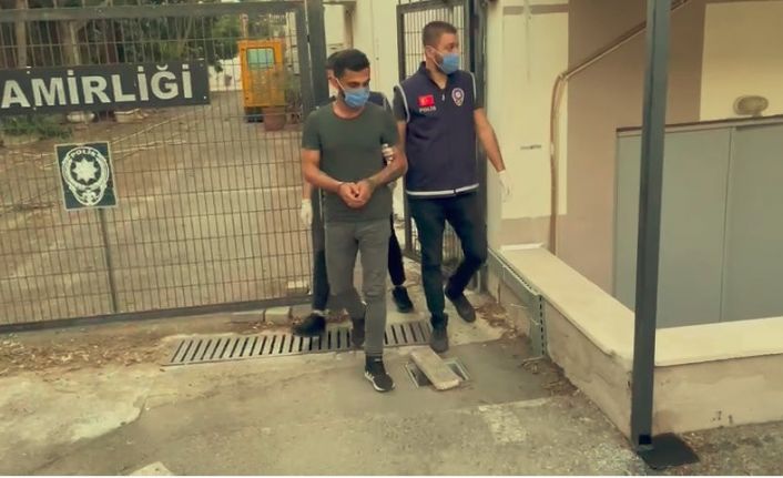 15 yıl hapis cezası bulunan suç makinesi, berberde tıraş olurken yakalandı