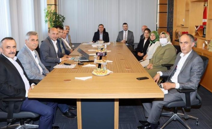 AK Parti Genel Merkez Yerel Yönetimler Başkan Yardımcısı Zenbilci: "Altınova, hızla gelişip büyüyor"