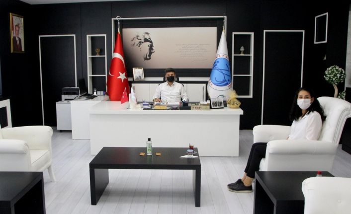 Aktif Yaşam Merkezi Müdürü Öztürk, Karacoşkun’la bir araya geldi