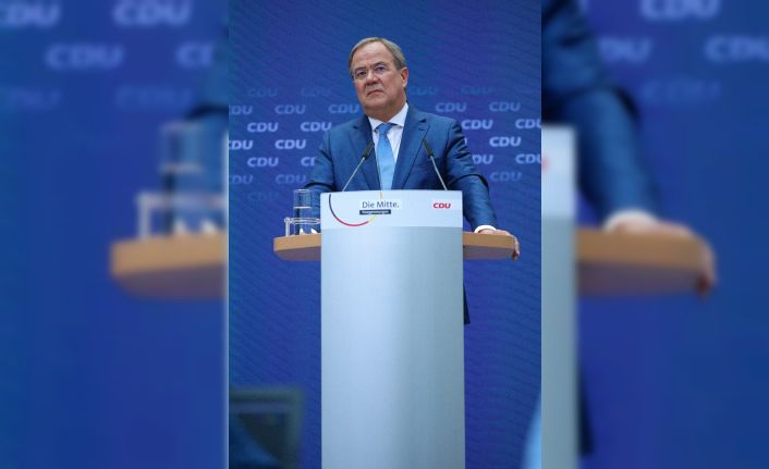 Almanya’da başbakan adayı Laschet iktidara gelirse ilk 100 günde yapacaklarını duyurdu