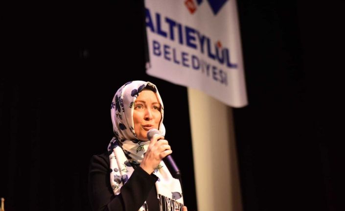 Altıeylül’de yazar Tongar’dan konferans