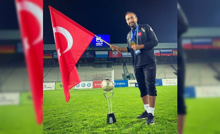 Ampute Futbol Milli Takımı kaleci antrenörü Erhan Kuşkapan: "Yeni hedefimiz Dünya şampiyonluğu!”