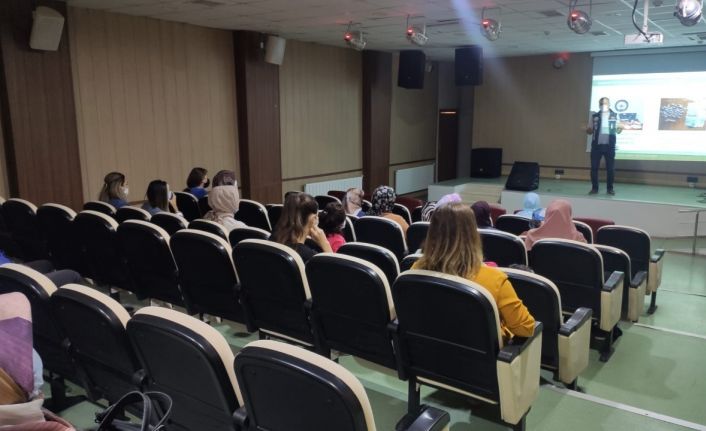 Annelere uyuşturucunun zararları anlatıldı