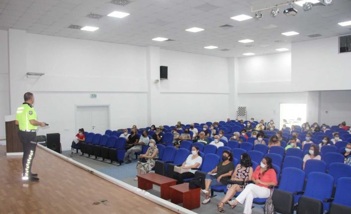 Antalya’da 388 öğretmene trafik eğitimi verildi