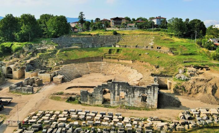 Antik kent tarih severleri bekliyor