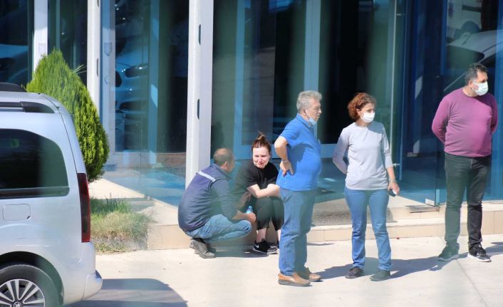 Asit kuyusuna düşen patron ile onu kurtarmaya çalışan işçi hayatını kaybetti