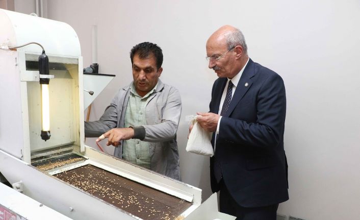 ATO Başkanı Baran, Tarla Bitkileri Merkez Araştırma Enstitüsü Müdürlüğünü ziyaret etti