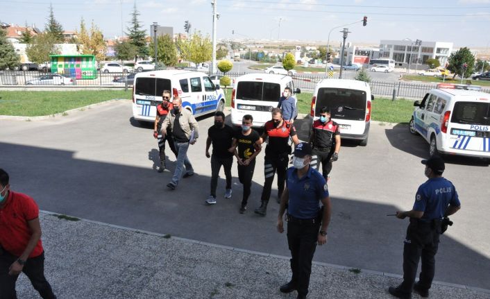 Aynı iş yerine 1.5 saat arayla silahlı saldırı düzenleyen zanlı tutuklandı