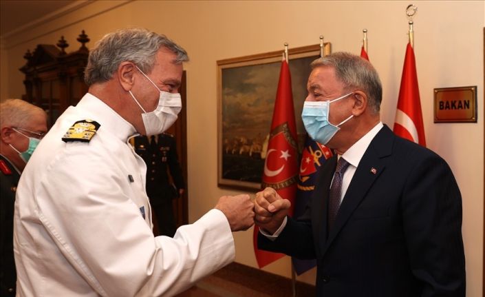 Bakan Akar, NATO Askerî Komite Başkanı Oramiral Bauer’i kabul etti
