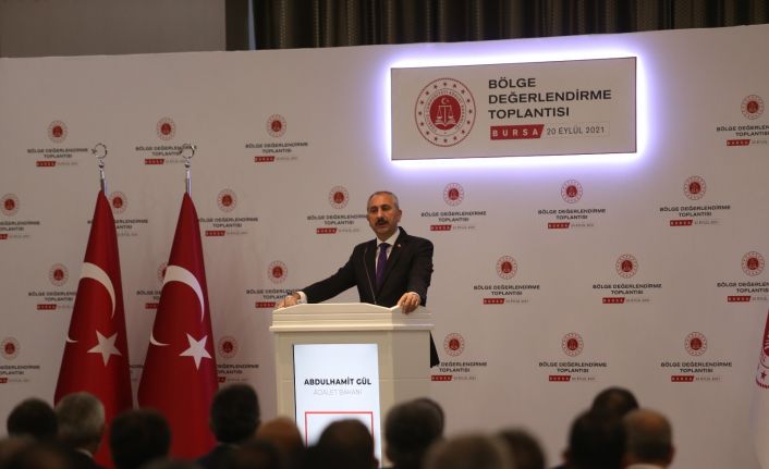 Bakan Gül: "Herkesin beklediği adaleti tesis etmek hepimizin boynunun borcudur"