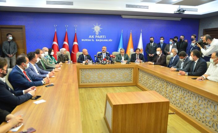 Bakan Gül: "Milletimizin, projesi olmayan milletin derdini dert edinmeyen muhalefete ayıracağı vakit yok"