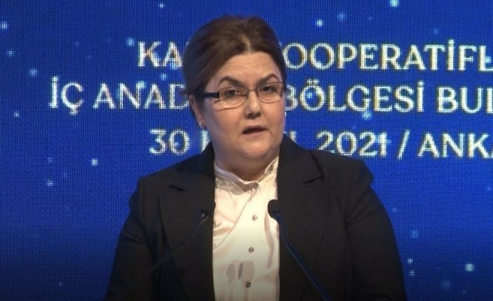 Bakan Yanık, Kadın Kooperatifleri İç Anadolu Bölgesi Buluşması’nda kadınlarla bir araya geldi