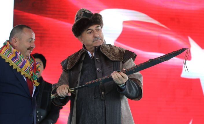 Bakanlar Çavuşoğlu ve Dönmez, Söğüt Ertuğrul Gaziyi Anma ve Yörük Şenlikleri’ne katıldı
