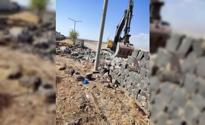 Başkan Beyoğlu, Duvar işgalini kaldırdı, uzun yılların ulaşım sorununu çözdü