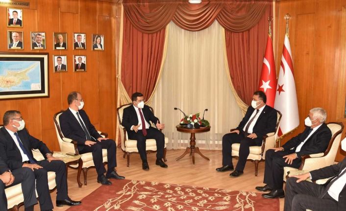 Başkan Tütüncü, KKTC Başbakanı Saner ile bir araya geldi