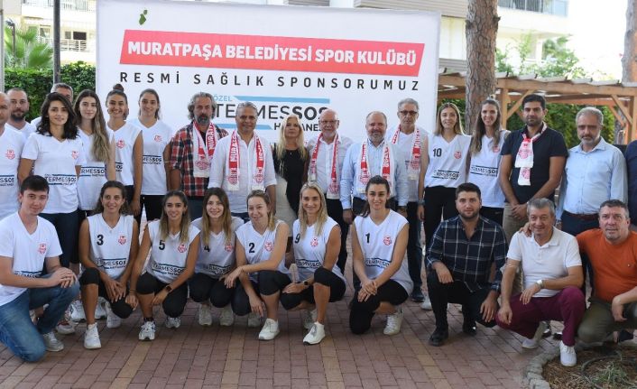 Başkan Uysal:" Sporcu altyapımızla gelecek yıllarda bir voleybol kenti olabiliriz"