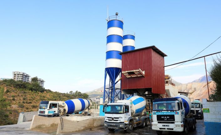 Başkan Yücel: “Beton santralimizden 3 yılda 15 milyon TL tasarruf sağladık”
