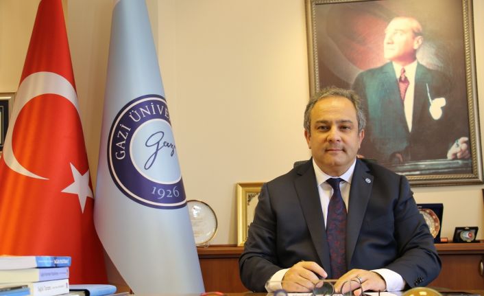 Bilim Kurulu Üyesi İlhan: “Pandemi devam ettikçe belki Mu-1, Mu-2 gibi varyantların da çıkabileceğini bilmemiz gerekiyor”