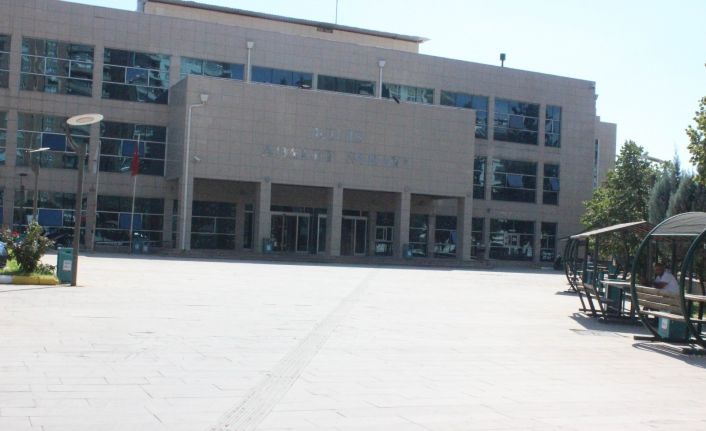 Bin 570 farklı numaradan rahatsız edilen doktorun davasına yayın yasağı