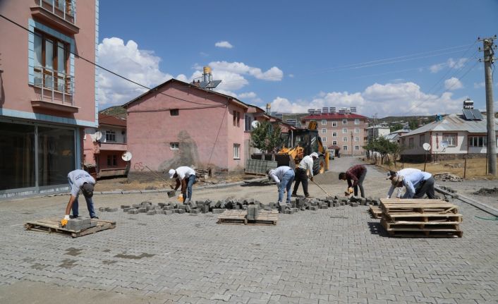 Bingöl Belediyesi alt ve üstyapı çalışmalarını sürdürüyor