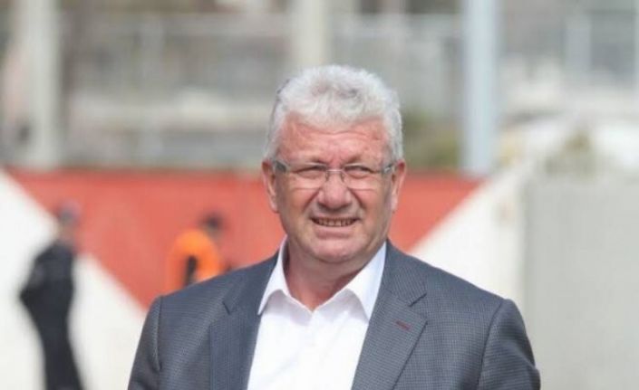 Bursalı teknik direktör Bursaspor-Ankaragücü maçını izlerken kalp krizi geçirdi