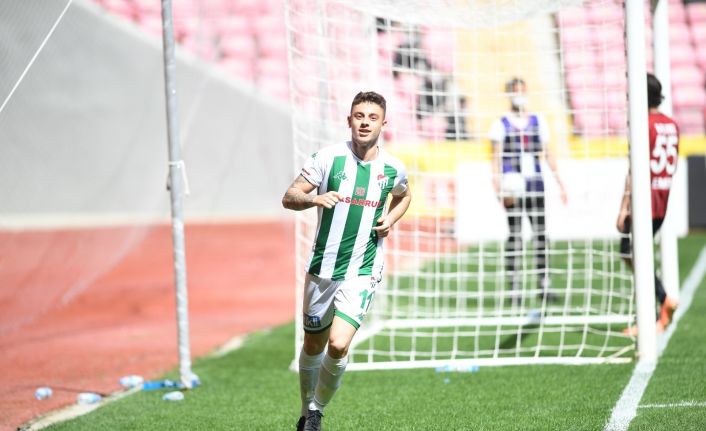 Bursaspor’un genç futbolcusu Çağatay Yılmaz, Amed Sportif Faliyetler’e kiralandı