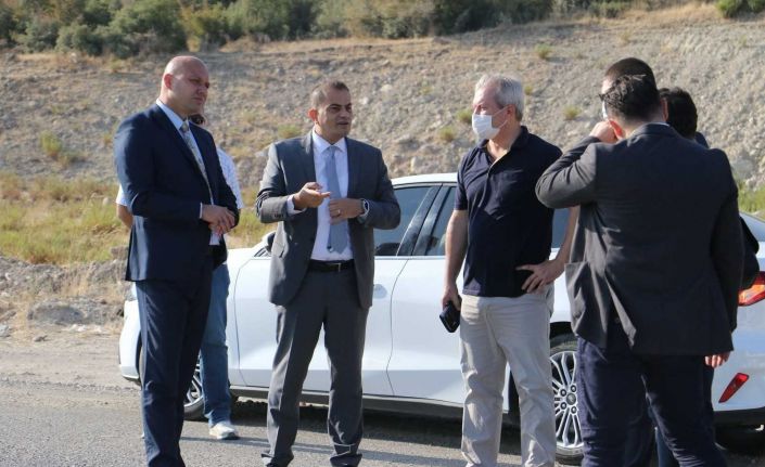 Büyükşehir ve MASKİ Akgedik TOKİ yolu için çalışmalara başladı