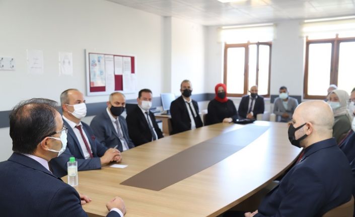 Çankırı’da vakalar arttı, validen kritik çağrı: "2 doz Sinovac kesinlikle koruyucu değil"