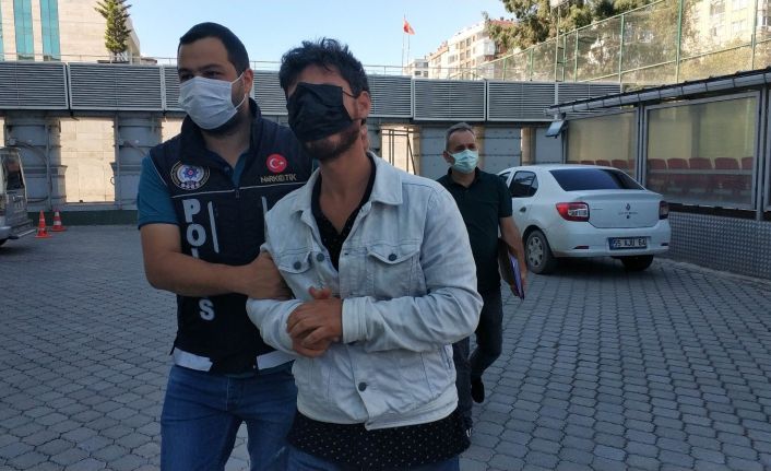 Çay ocağından çocuklara uyuşturucu satışı iddiasına polis baskını