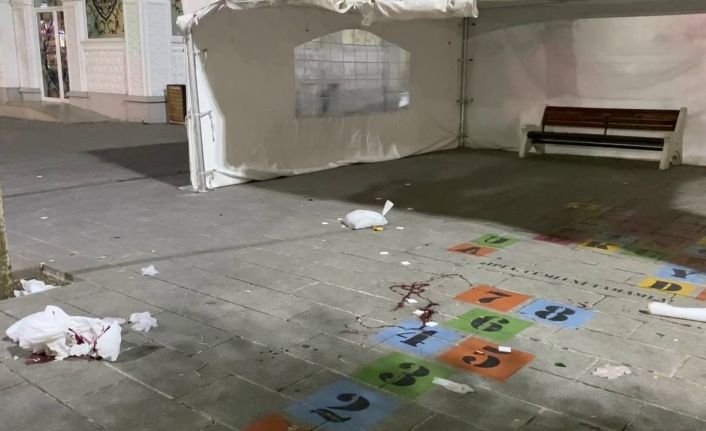 Çekmeköy’de silahlı kavgada biri polis iki kişi vuruldu