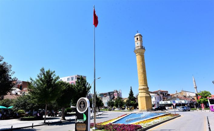 Çorum Saat kulesi kırmızı renkle aydınlatılacak