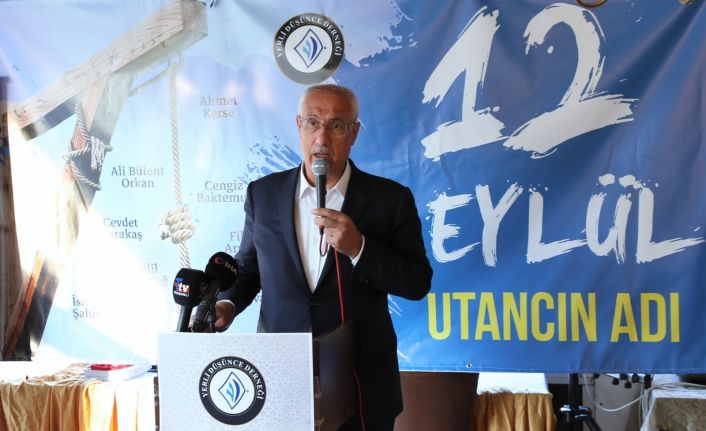 Cumhurbaşkanı Başdanışmanı Topçu: "Ya olacağız ya öleceğiz diyerek emperyalistlerin mankurt darbecilerine göğsümüzü siper ettik"