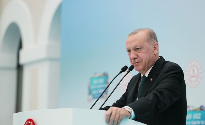 Cumhurbaşkanı Erdoğan: “Yüz yüze eğitimi devam ettirmekte kararlıyız”