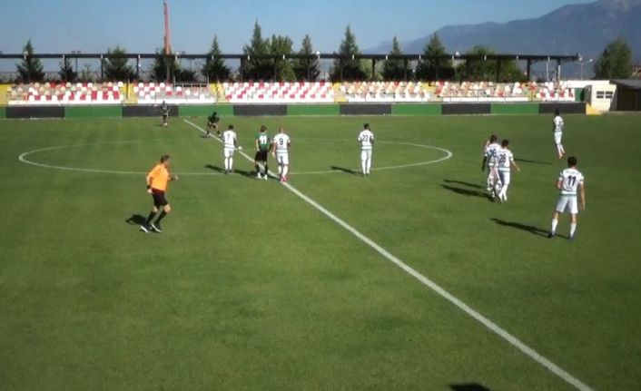 Denizlispor U19 takımı, hazırlık maçında Efeler09 SFK’ya 4-3 yenildi