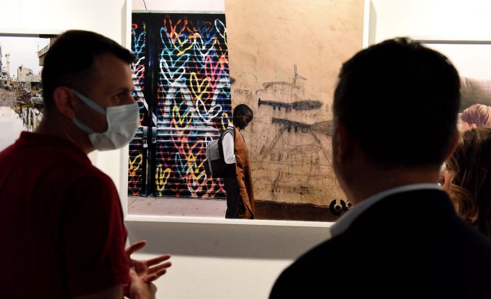 Dijital kolaj sanatı sergisi Muratpaşa’da açıldı