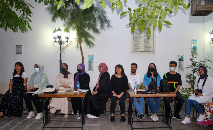 Diyarbakır Büyükşehir Belediyesinin, ’Bu Yaz Sen de Yaz’ yazarlık atölyesi ilk mezunlarını verdi