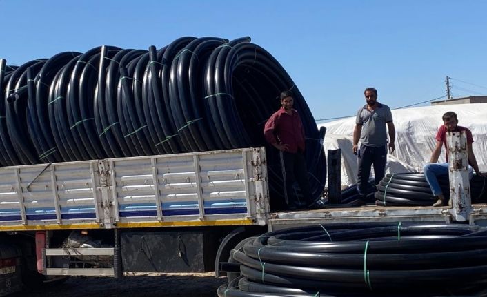 Diyarbakır’da kuraklıktan etkilenen çiftçilere 45 bin metre sulama borusu dağıtıldı