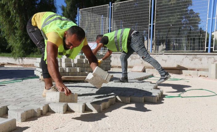 Efeler Belediyesi, yol çalışmalarına hız verdi