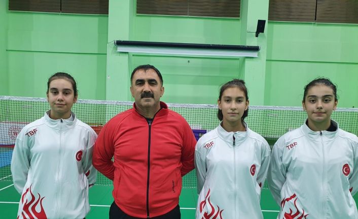 Erzincanlı milli sporcular Hırvatistan’da U 15 Uluslararası Badminton turnuvasına katılacak