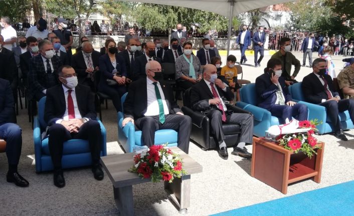 Erzurum’da ders zili çaldı