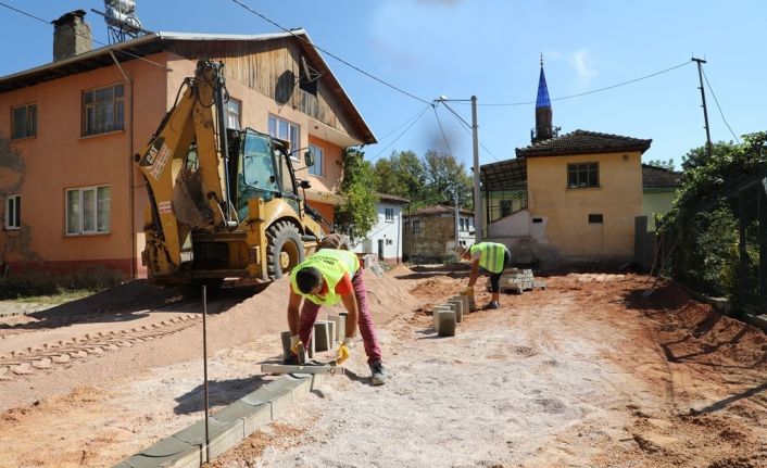 Eskikaraağaç yolları yenileniyor
