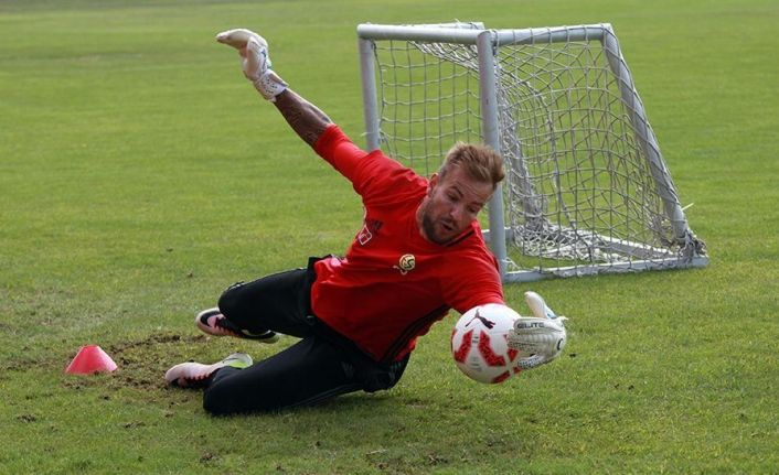 Eskişehirspor 2 oyuncu ile anlaştı