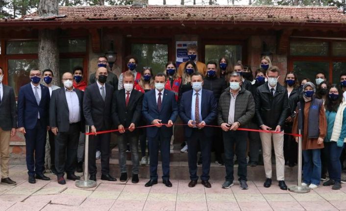 ESOGÜ Avrupa Dayanışma Programı Koordinatörlüğü Gönüllü Evi’nin açılışı yapıldı
