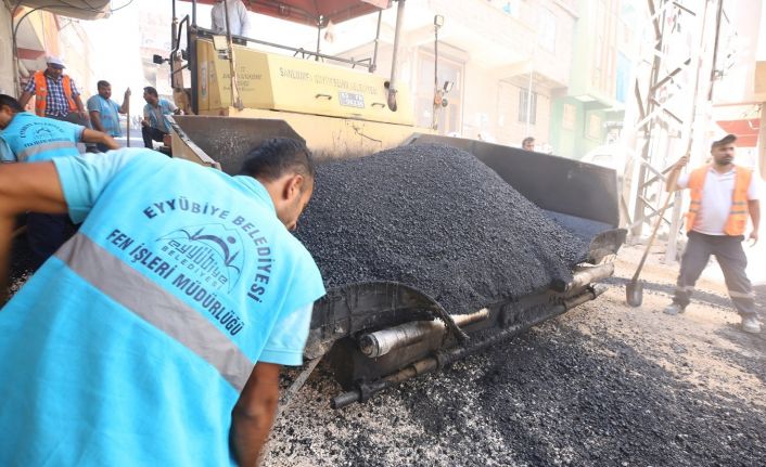 Eyyübiye Belediyesi asfalt atağını sürdürüyor